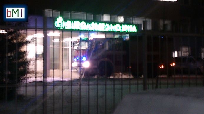 Извънредно! Пожарна паникьоса пациентите от болницата в бургаския ж.к. \