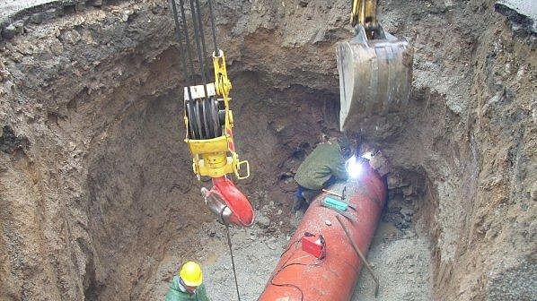 Важно! След Поморие и Бургас остава без вода заради огромна авария на главния водопровод \