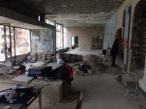 Така изглежда банята днес