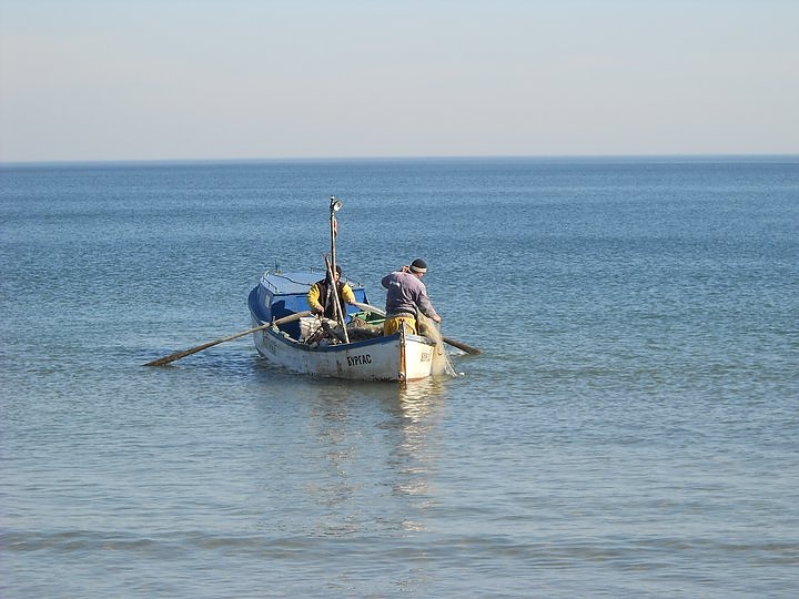 Рибар се удави в морето край бургаския квартал Сарафово