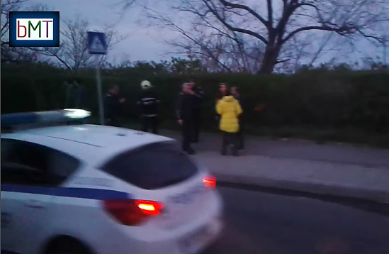 Извънредно! Автомобил в движение избухна в пламъци край Морската градина, паникьоса десетки шофьори (СНИМКИ+ВИДЕО)