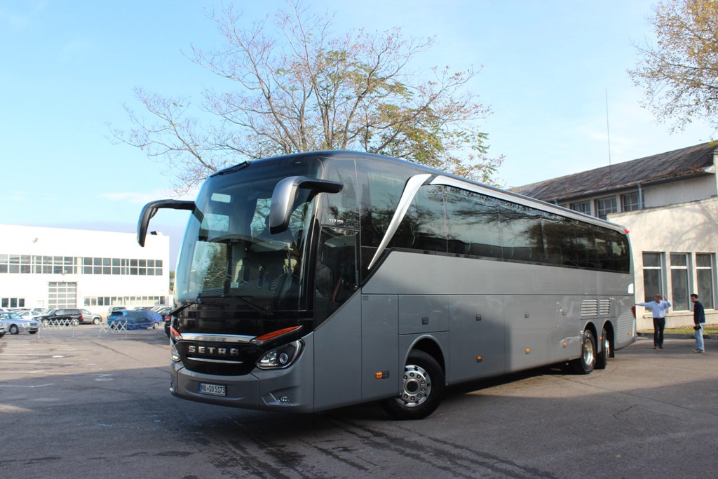 fb89da881ada17ecf8bffaf5a9a0796d