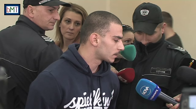Кирил, набил медиците от болницата в \