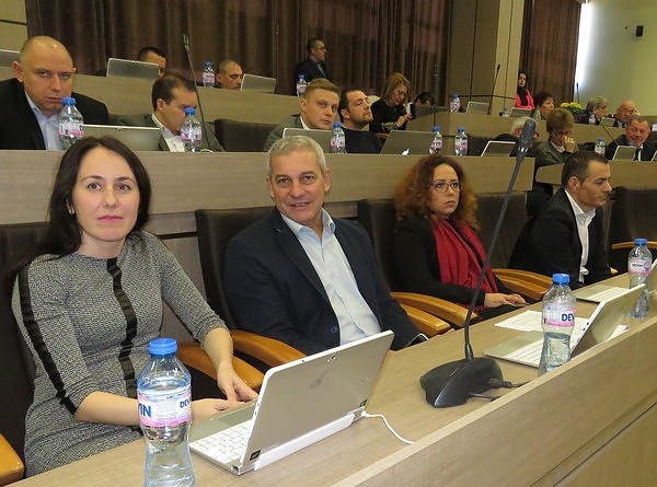 ГЕРБ-Бургас: Година и половина преди изборите за местна власт, наши колеги от Общинския съвет откриха предизборната си кампания!