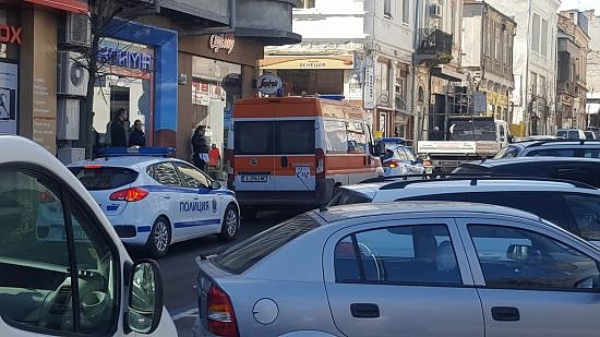 Бургаски таксиметров шофьор блъсна жена на ул. \