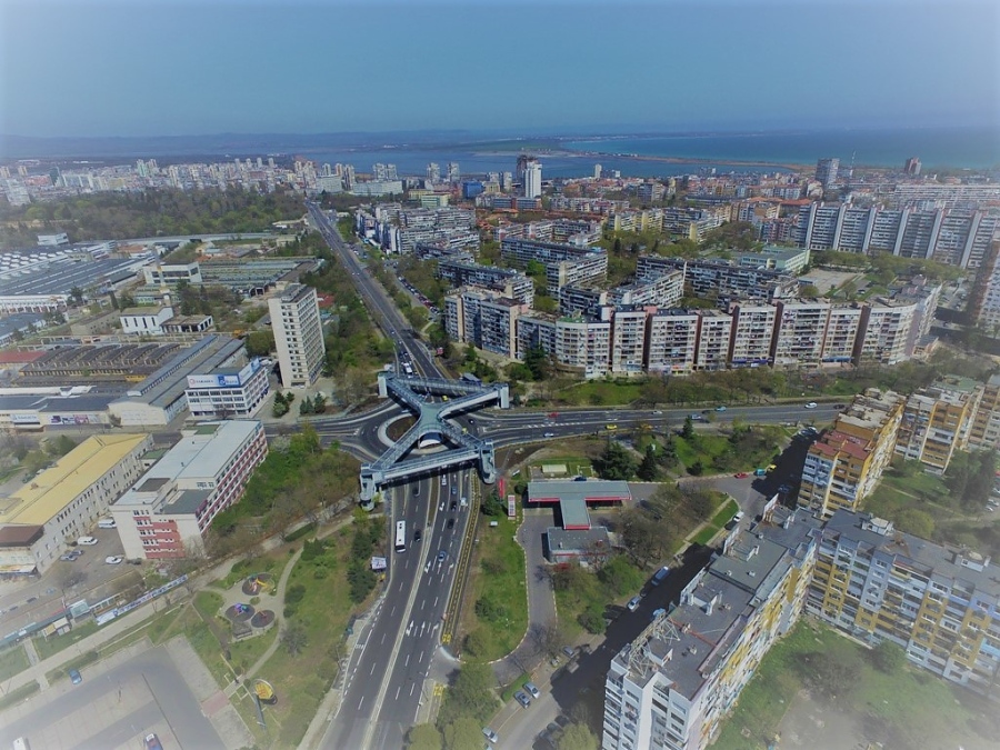 Започва големият ремонт на „Струга“, от другата седмица движението ще е само в две от четирите ленти