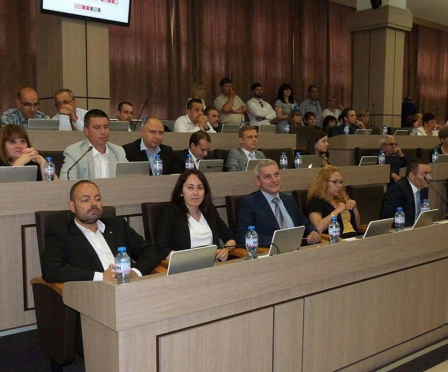 Бургаски общински съветници искат нова система за качеството на въздуха и газ анализатор за КАТ