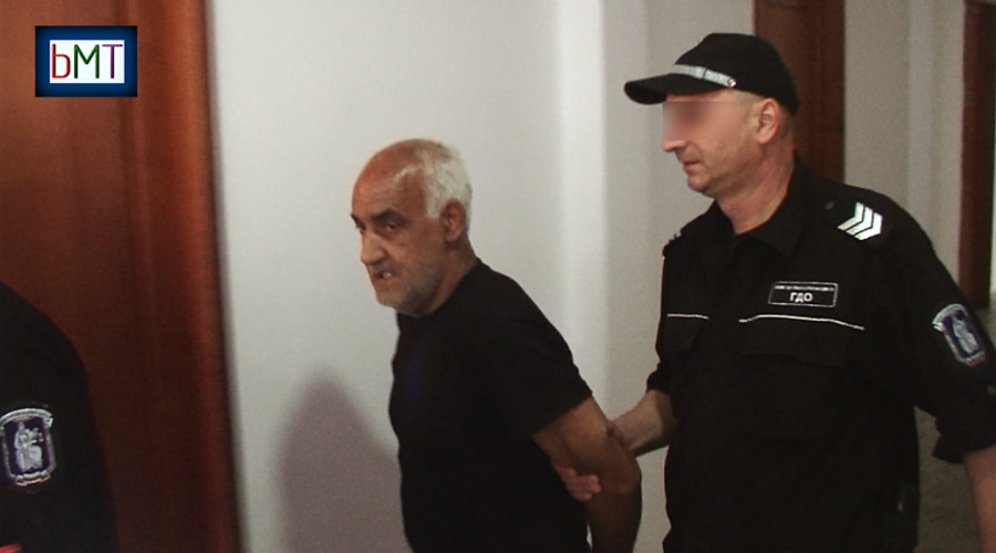 Вижте този педофил, опитал да изнасили 11-годишна ученичка в бургаския ж.к. \