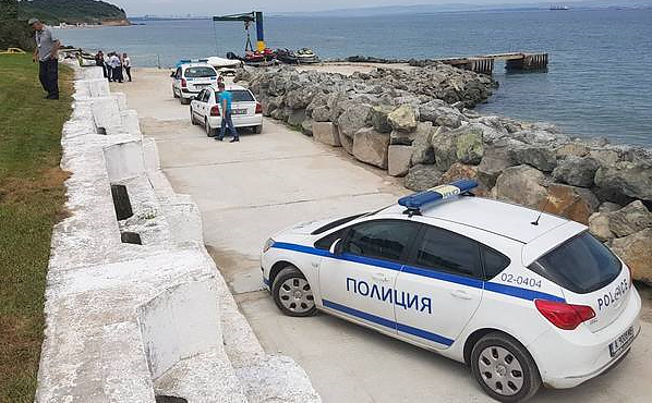 Извънредно! Откриха трупа на гард на НСО на плажа край резиденцията на Ахмед Доган