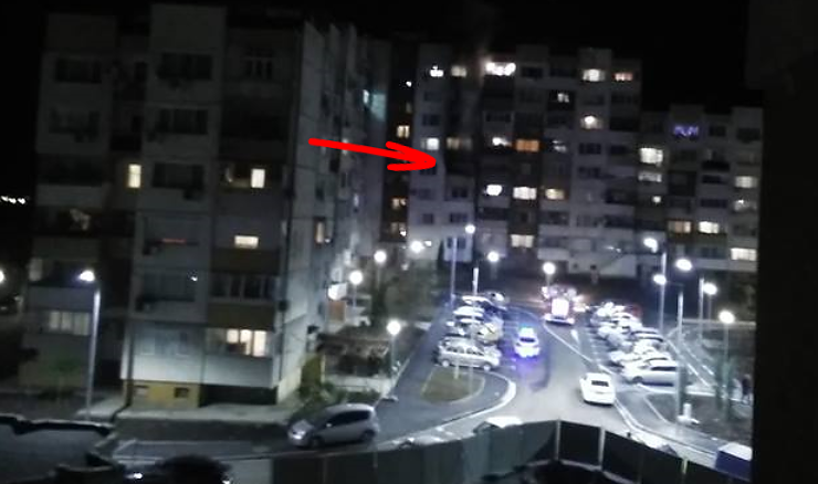Жесток инцидент навръх Коледа! Голям пожар в блок в бургаския ж.к. \
