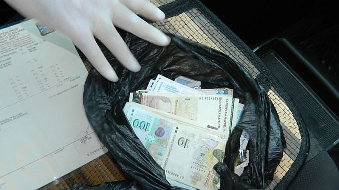 Похвално! Айтозлия разбра, че е замесен в телефонна измама като \