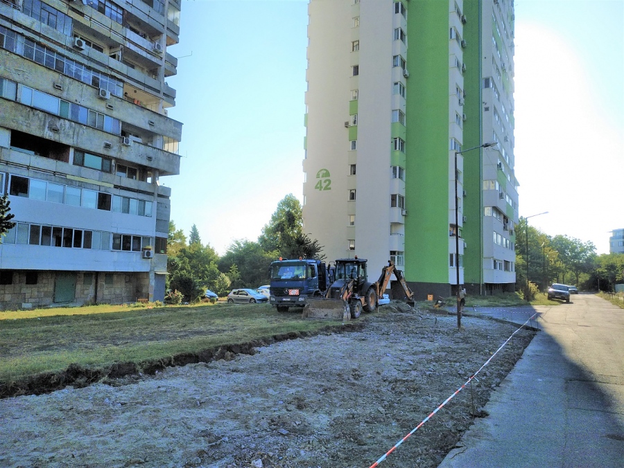 Правят 60 нови паркоместа в Бургас, ето къде