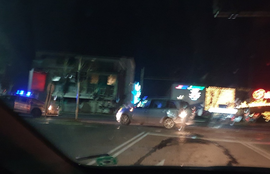 Тежка катастрофа в Бургас! Три автомобила се нанизаха в ж.к. „Изгрев“