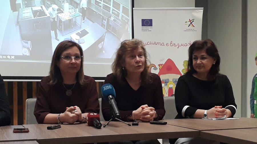 Зам. министър Зорница Русинова: До 2025 год. трябва да бъдат затворени още 8 Домове за деца и още 13 Домове за медико-социални грижи