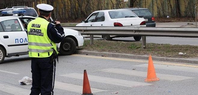 Шофьор помете жена на пешеходна пътека в Бургас и я вкара в болница