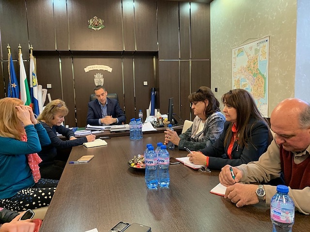 Започва масова дезинфекция на автогарите, автобусите и търговските центрове в Бургас заради коронавируса
