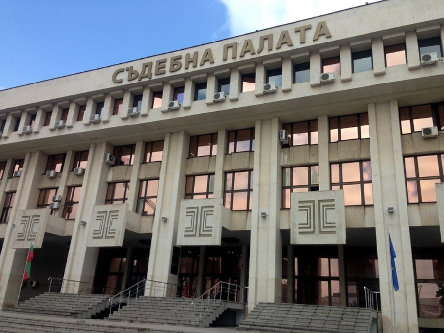 Заради коронавируса ограничават достъпа на граждани до съдебните зали в Бургас