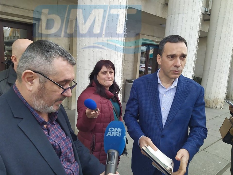 Бургазлии масово нарушават карантината си, ето кои не трябва да напускат домовете си