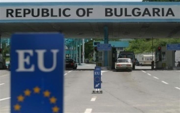 Извънредно! Затварят границите на България за 16 държави