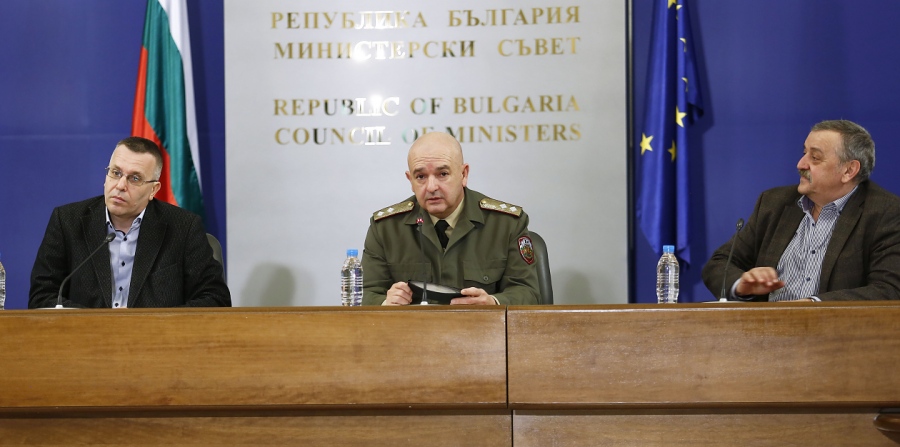 Броят на заразените и починалите с коронавирус у нас продължава да расте
