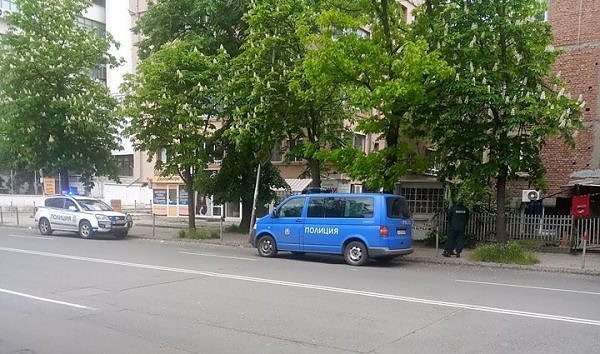 Йордан имал стари конфликти със съседа, който наръгал в гърлото