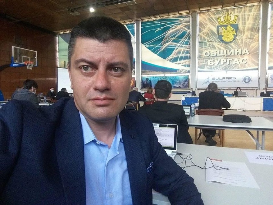 Владимир Павлов изненадващо хвърли оставка, обяви се против председателя на ПП „Възраждане”