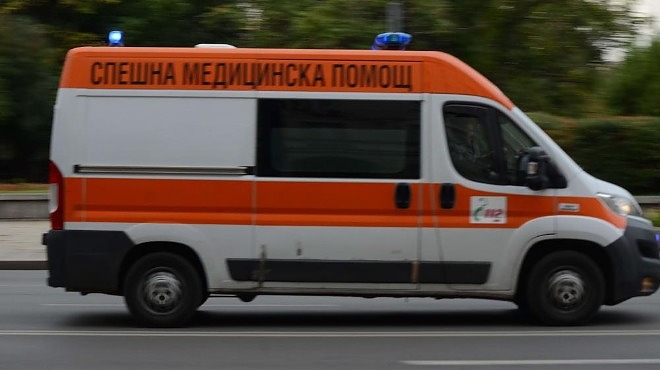Зловещо! Ученичка е била открита мъртва в дома си в Дряново