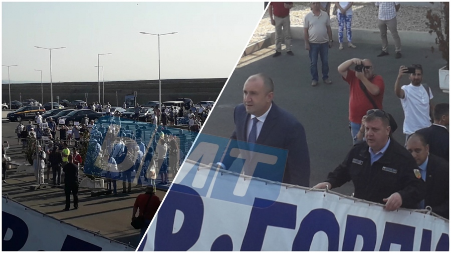 Протестиращи посрещнаха президента Радев на старта на учението \