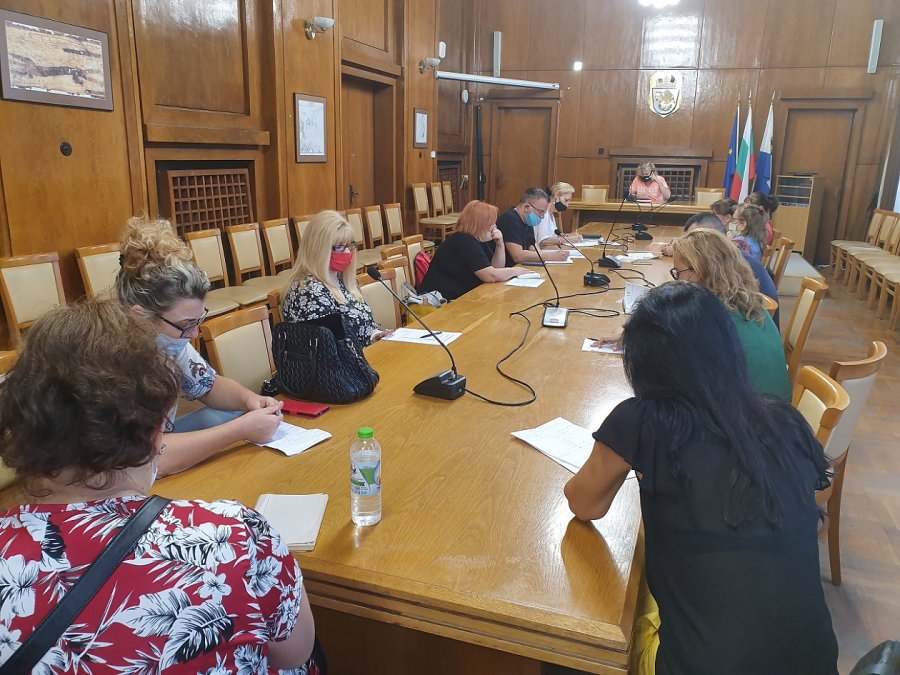 Кетъринг в класните стаи, ето новите правила за храненето в училищните столове в Бургас