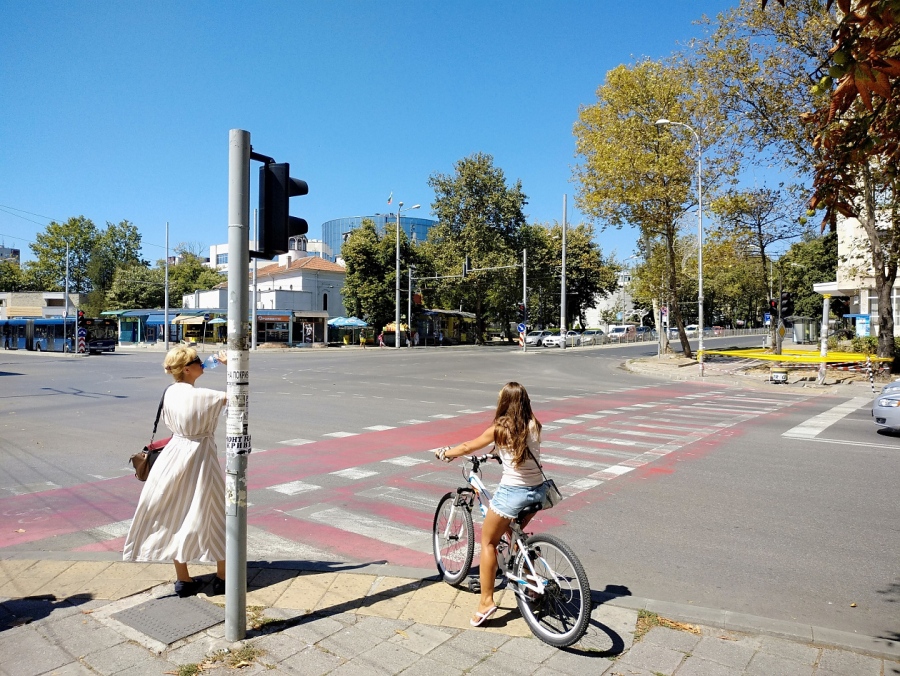Тежката катастрофа до Новата поща едва не блокирала светофарите на три кръстовища