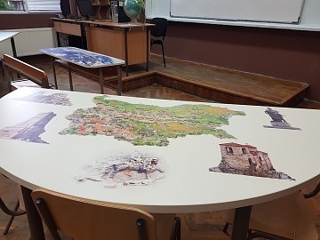 В навечерието на новата учебна година откриват тематични кабинети в ОУ \