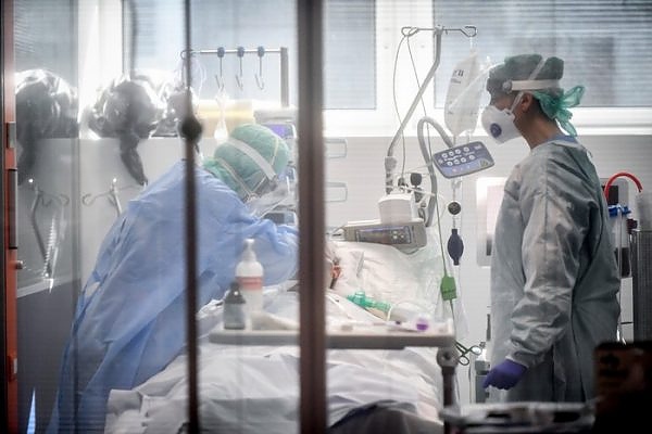Коронавирусът взе пета жертва в Бургас, новите случаи са 11