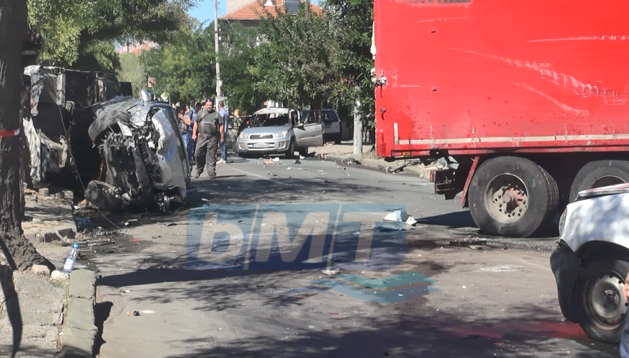 Ето състоянието на пострадалите при зверската катастрофа в Айтос, пешеходка и мъж се борят за живота си