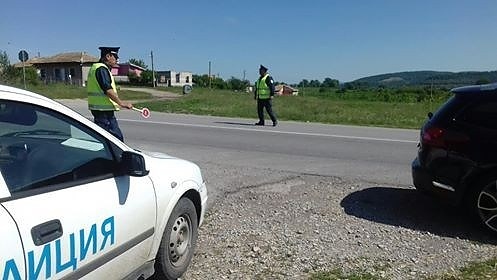 Удар на полицията срещу наркоразпространението край ж.к. \