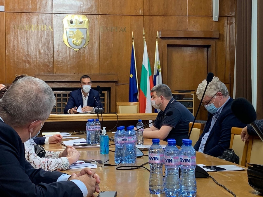 Затягат мерките срещу разпространението на COVID-19 в Бургас