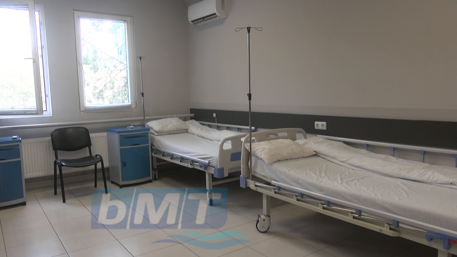 По 200 легла за COVID пациенти във всяка голяма болница и хотели за карантиниране у нас