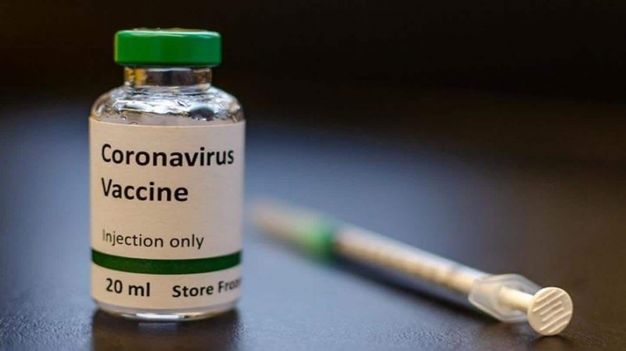 Първите ваксини срещу COVID-19 пристигат в София и Бургас, доставят хладилници