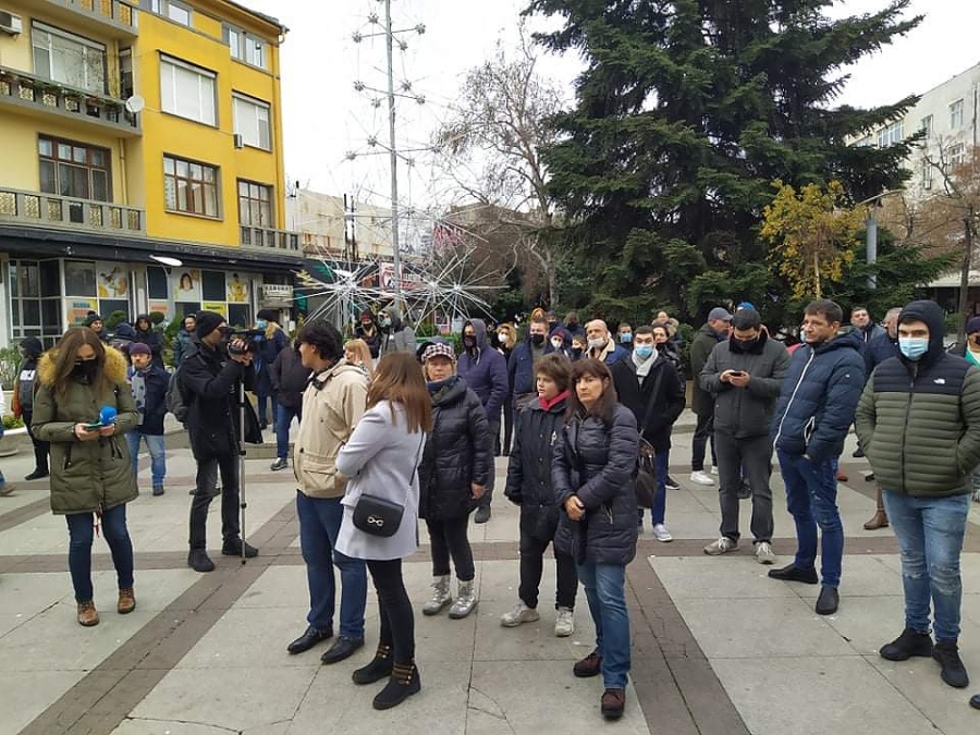 Бургаските ресторантьори също се обявяват за отваряне, включват се в големия протест