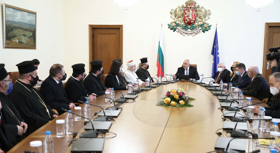 Премиерът Борисов: Отпускаме средства и за църкви, и за джамии, етническата толерантност е нещо, което винаги ни е водило