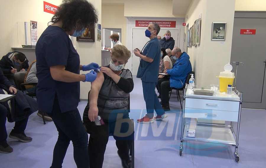 В Бургас заработва денонощен имунизационен пункт, на 22 места ще може да се ваксинирате