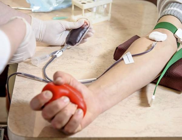 ВМА с призив към гражданите да дарят кръв
