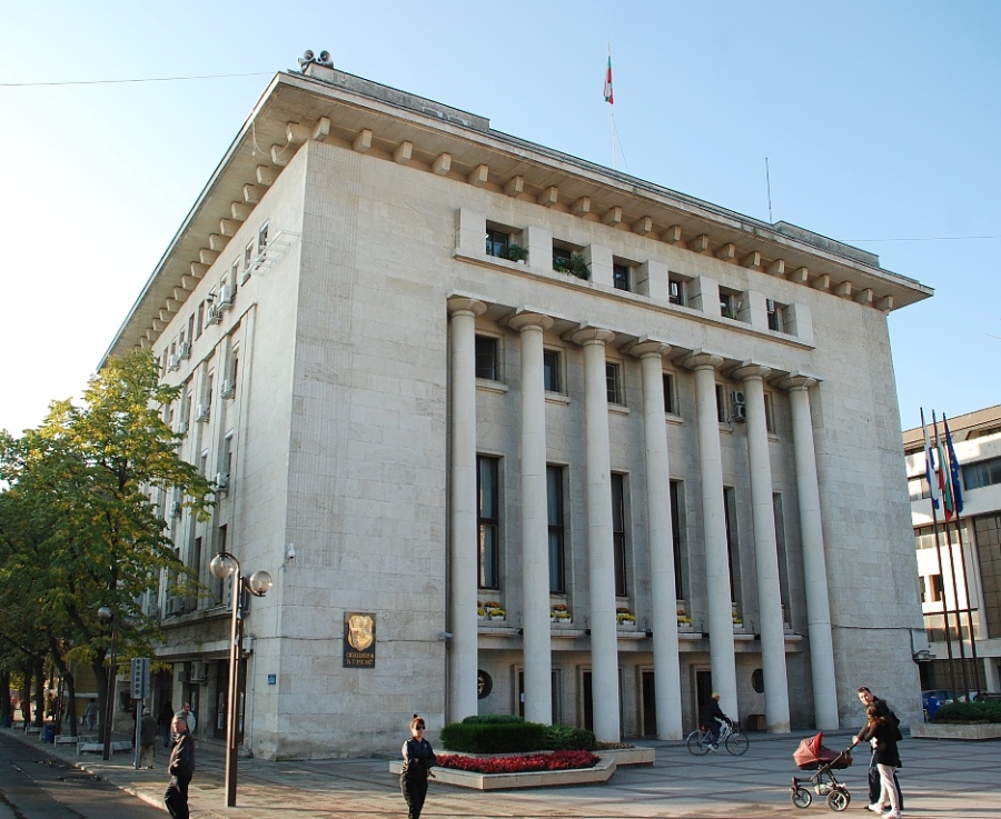 Община Бургас откри процедура за отдаване под наем на заведение