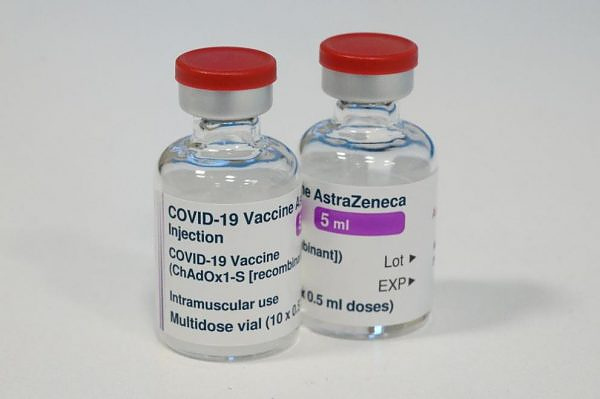 ЕМА констатира: Има възможна връзка между ваксината на Астра Зенека и образуването на съсиреци