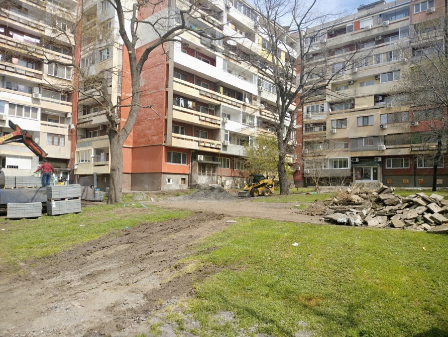 Още едно междублоково пространство в Бургас ще бъде благоустроено