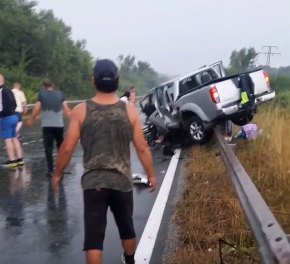 Тежка катастрофа на пътя между Приморско и Китен: Един загинал, петима ранени, сред които дете