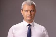 Костадинов: Публична тайна е, че Алексей Петров беше свързан с ПП-ДБ