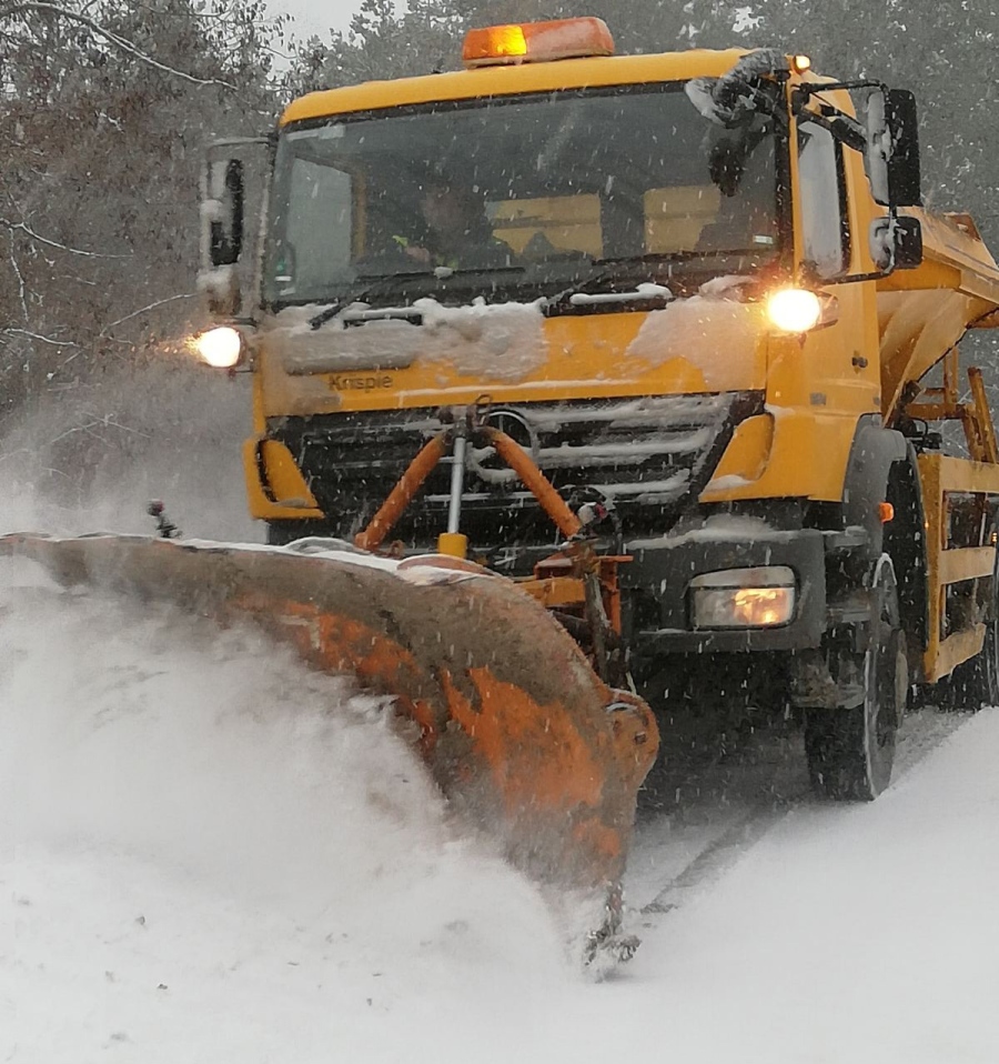 Снегорин се преобърна в района на Малко Търново 