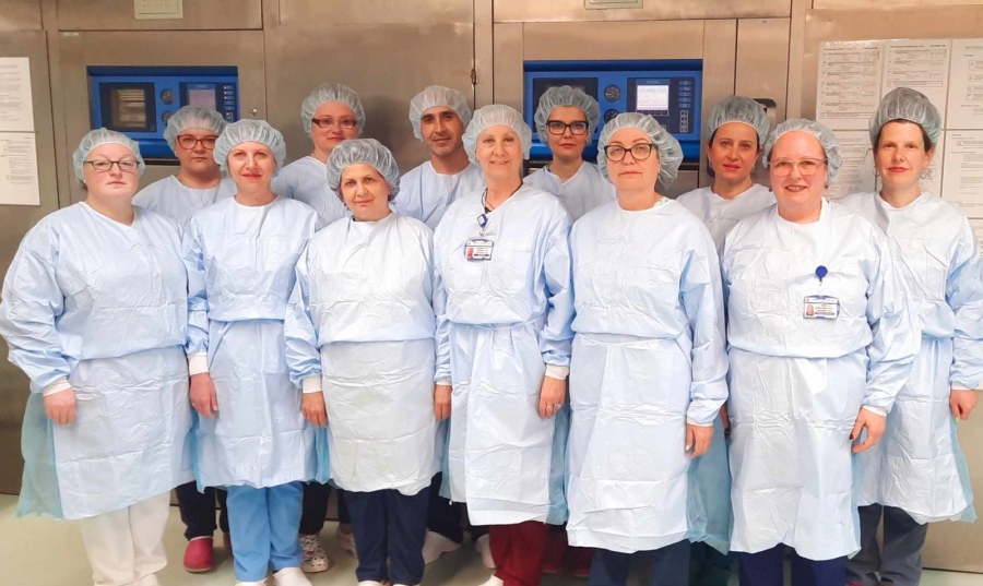 В Световния ден на стерилизацията: Това са хората, които се грижат за безопасността на хирургическите инструменти в УМБАЛ-Бургас