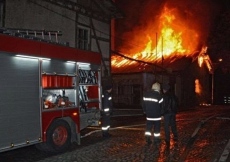 17-годишен ученик е в болница след опит да потуши пожар в бургаското село Драчево