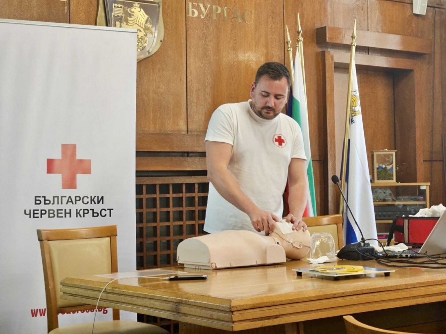 Обучават родители в Бургас как да разпознаят дали децата им употребяват наркотици